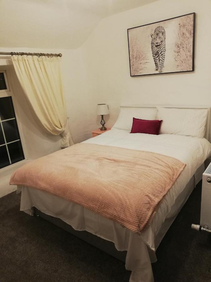 Guest house Ardhill House The Diamond, In The Heart Of Town , F94 C7x9 Ardara
